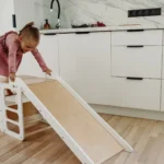 Razvijajoči se opazovalni stolp 3 v 1 – z drsalkom • floki