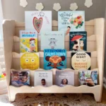 Montessori knjižna polica iz lesa FSC • dune