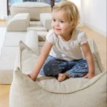 Kvadratna talna blazina iz žametnega korduja s tankimi rebri slimcord